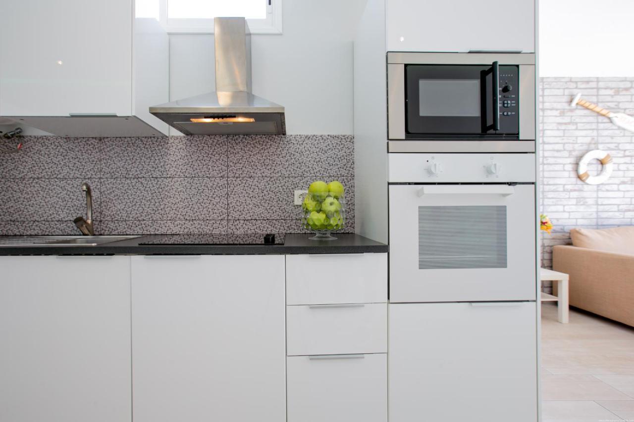 Studio With Sea View Island Village 아데제 외부 사진